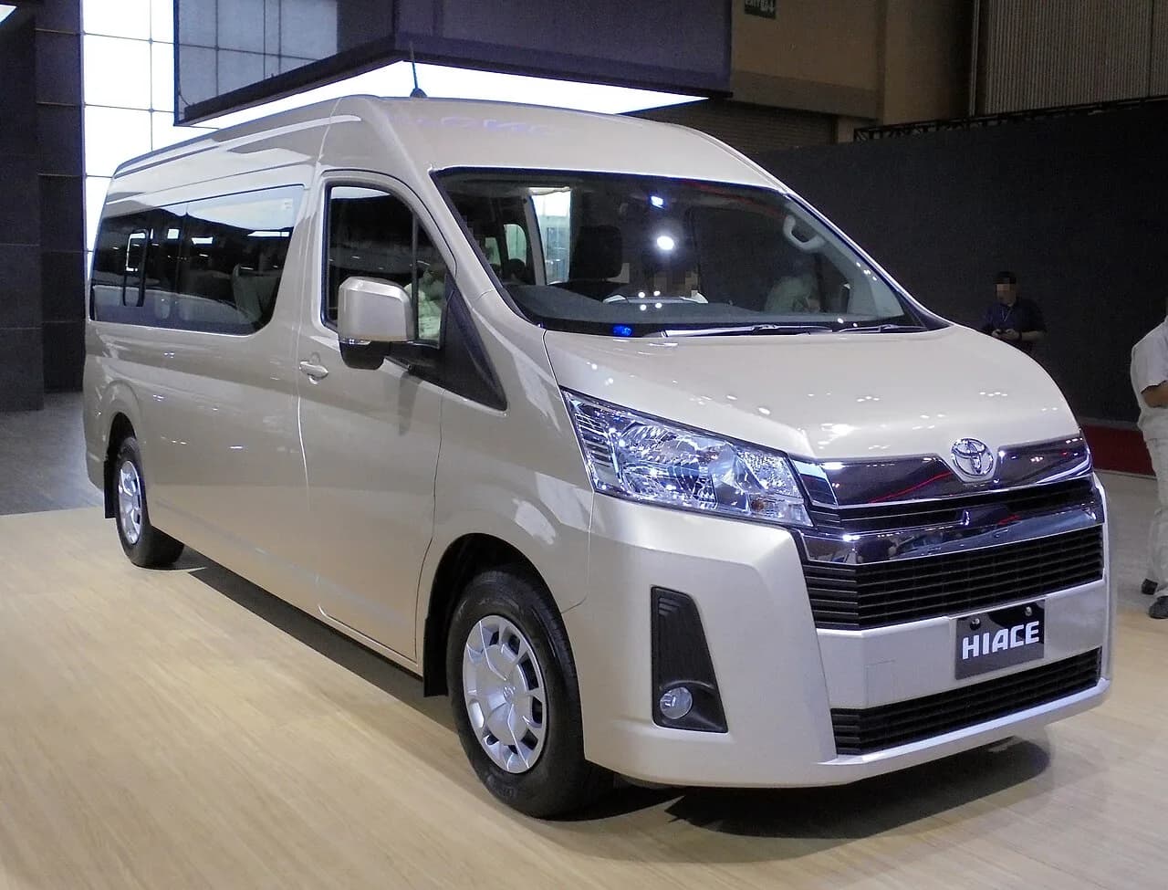 Toyota Hiace luxury transfer Saudi Arabia